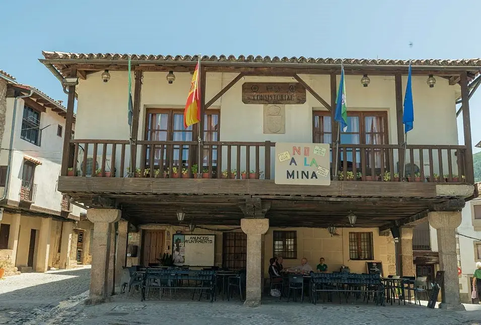 Descubre San Martín de Trevejo: Historia, Cultura y Lugares Imperdibles