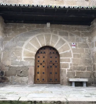 La Iglesia de Montehermoso: El Tesoro Renacentista que El Escorial Dejó Inacabado