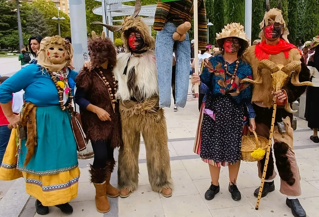 LAS JHURDES MÁGICAS’ EN EL HOGAR EXTREMEÑO DE MADRID